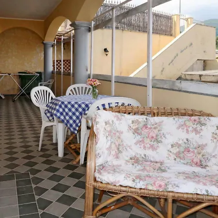 Lejlighed Locazione Turistica Glicine *